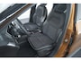 Renault Captur 1.6 E-Tech Plug-in Hybrid 160 Intens | Allseason Banden | Parkeersensoren