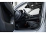 Volvo XC60 T6 Plug-in hybrid AWD Ultra Dark | Verwarmde Voorstoelen, Stuurwiel en Achterbank | Panoramisch Schuif-/Kanteldak | Semi- Elektrische Trekhaak | Harman Kardon Premium Audio | 360-Camera | Adaptieve Cruise Control | Draadloze Telefoonlader