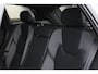 Volvo XC60 T6 Plug-in hybrid AWD Plus Black Edition | Panoramadak | 360 graden camera | Google Maps navigatie | Verwarmbaar stuurwiel | Verwarmbare voorstoelen | Adaptieve Cruise Control | Harman Kardon Audio | 21-Inch lichtmetalen velgen | Elektrisch bedienbare voorstoelen + geheugenfunctie