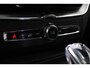 Volvo XC60 T6 Plug-in hybrid AWD Plus Black Edition | Panoramadak | 360 graden camera | Google Maps navigatie | Verwarmbaar stuurwiel | Verwarmbare voorstoelen | Adaptieve Cruise Control | Harman Kardon Audio | 21-Inch lichtmetalen velgen | Elektrisch bedienbare voorstoelen + geheugenfunctie