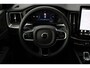 Volvo XC60 T6 Plug-in hybrid AWD Plus Black Edition | Panoramadak | 360 graden camera | Google Maps navigatie | Verwarmbaar stuurwiel | Verwarmbare voorstoelen | Adaptieve Cruise Control | Harman Kardon Audio | 21-Inch lichtmetalen velgen | Elektrisch bedienbare voorstoelen + geheugenfunctie