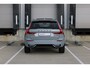 Volvo XC60 T6 Plug-in hybrid AWD Plus Black Edition | Panoramadak | 360 graden camera | Google Maps navigatie | Verwarmbaar stuurwiel | Verwarmbare voorstoelen | Adaptieve Cruise Control | Harman Kardon Audio | 21-Inch lichtmetalen velgen | Elektrisch bedienbare voorstoelen + geheugenfunctie