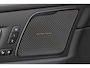 Volvo XC60 T6 Plug-in hybrid AWD Plus Black Edition | Panoramadak | 360 graden camera | Google Maps navigatie | Verwarmbaar stuurwiel | Verwarmbare voorstoelen | Adaptieve Cruise Control | Harman Kardon Audio | 21-Inch lichtmetalen velgen | Elektrisch bedienbare voorstoelen + geheugenfunctie