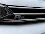 Volkswagen Touran 1.2 TSI 110pk Highline Business R-line 7-persoons | Trekhaak | Navigatie | Camera | Elektrische achterklep | Apple CarPlay | Climate control | Adaptieve cruise | Stoelverwarming | Volledig onderhouden