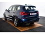 BMW X3 xDrive20d Launch Edition High Executive M Sport - Panoramadak - PDC Voor/Achter - Sportstoelen - Elektrisch verwarmde voorstoelen - Harman Kardon - Navigatiesysteem Professional - Ambiance verlichting -