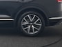 Volkswagen Touareg 3.0 TSi eHybrid 4MOTION Plug In Hybrid 381pk Dealer O.H PHEV | Trekhaak Af Fabriek | Lederen Sportstoelen Massage & Memory | Panodak | Adaptive Cruise | Stoelventilatie | Stoelen & Stuur Verwarmd | Blis | Keyless | Apple Carplay | Navigatie | DAB