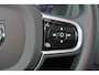 Volvo XC90 T8 Recharge AWD Ultra Bright - LONG RANGE - Panorama/schuifdak - IntelliSafe Assist & Surround - 360º Camera - Harman/Kardon audio - Adaptieve LED koplampen - Verwarmde voorstoelen, stuur & achterbank - Parkeersensoren voor & achter - Elektr. bedienb. voorstoelen met geheugen - Head up display - Draadloze tel. lader - Extra getint glas - 20' LMV