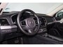 Volvo XC90 T8 Recharge AWD Ultra Bright - Panorama/schuifdak - IntelliSafe Assist & Surround - 360º Camera - Harman/Kardon audio - Adaptieve LED koplampen - Verwarmde voorstoelen, stuur & achterbank - Parkeersensoren voor & achter - Elektr. bedienb. voorstoelen met geheugen - Head up display - Draadloze tel. lader - Extra getint glas - 20' LMV