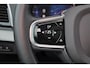 Volvo XC90 T8 Recharge AWD Ultra Bright - LONG RANGE - Panorama/schuifdak - IntelliSafe Assist & Surround - 360º Camera - Harman/Kardon audio - Adaptieve LED koplampen - Verwarmde voorstoelen, stuur & achterbank - Parkeersensoren voor & achter - Elektr. bedienb. voorstoelen met geheugen - Head up display - Draadloze tel. lader - Extra getint glas - 20' LMV