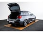 BMW 1-Serie M140i xDrive High Executive Harman Kardon - Elektrisch verwarmde voorstoelen - Sportstoelen - Cruise Control - Achteruitrijcamera - PDC Voor/Achter - Middenarmsteun voor - Adaptieve LED koplampen -