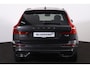 Volvo XC60 T6 Recharge AWD Plus Dark - LONG RANGE - Panorama/schuifdak - IntelliSafe Assist & Surround - 360º Camera - Harman/Kardon audio - Adaptieve LED koplampen - Verwarmde voorstoelen, stuur & achterbank - Elektr. bedienb. voorstoelen met geheugen - Parkeersensoren voor & achter - Draadloze tel. lader - Extra getint glas - 19' LMV