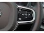 Volvo XC60 T6 Recharge AWD Plus Dark - LONG RANGE - Panorama/schuifdak - IntelliSafe Assist & Surround - 360º Camera - Harman/Kardon audio - Adaptieve LED koplampen - Verwarmde voorstoelen, stuur & achterbank - Elektr. bedienb. voorstoelen met geheugen - Parkeersensoren voor & achter - Draadloze tel. lader - Extra getint glas - 19' LMV