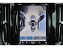 Volvo XC60 T6 Recharge AWD Plus Dark - LONG RANGE - Panorama/schuifdak - IntelliSafe Assist & Surround - 360º Camera - Harman/Kardon audio - Adaptieve LED koplampen - Verwarmde voorstoelen, stuur & achterbank - Elektr. bedienb. voorstoelen met geheugen - Parkeersensoren voor & achter - Draadloze tel. lader - Extra getint glas - 19' LMV