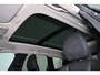 Volvo XC60 T6 Recharge AWD Plus Dark - LONG RANGE - Panorama/schuifdak - IntelliSafe Assist & Surround - 360º Camera - Harman/Kardon audio - Adaptieve LED koplampen - Verwarmde voorstoelen, stuur & achterbank - Elektr. bedienb. voorstoelen met geheugen - Parkeersensoren voor & achter - Draadloze tel. lader - Extra getint glas - 19' LMV