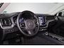 Volvo XC60 T6 Recharge AWD Plus Dark - LONG RANGE - Panorama/schuifdak - IntelliSafe Assist & Surround - 360º Camera - Harman/Kardon audio - Adaptieve LED koplampen - Verwarmde voorstoelen, stuur & achterbank - Elektr. bedienb. voorstoelen met geheugen - Parkeersensoren voor & achter - Draadloze tel. lader - Extra getint glas - 19' LMV