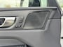 Volvo XC60 2.0 T8 Twin Engine AWD R-Design 392pk Panoramadak / Camera / 21inc Velgen