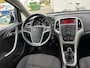 Opel Astra Sports Tourer 1.4-16V Edition Eco-Flex 101 PK. Mooie en zeer goed onderhouden auto !!! Slechts 118.000 KM !! Tweede eigenaar !
