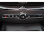 Volvo XC60 T5 Momentum - Intellisafe surround - Verwarmbare voorstoelen - Parkeersensoren voor en achter - camera achter - Cruise Control - Climate Control - Apple® CarPlay - Android Auto - Licht- & regensensor - 18' LMV - City Safety