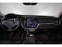 Volvo XC60 T5 Momentum - Intellisafe surround - Verwarmbare voorstoelen - Parkeersensoren voor en achter - camera achter - Cruise Control - Climate Control - Apple® CarPlay - Android Auto - Licht- & regensensor - 18' LMV - City Safety