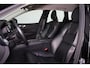 Volvo XC60 T5 Momentum - Intellisafe surround - Verwarmbare voorstoelen - Parkeersensoren voor en achter - camera achter - Cruise Control - Climate Control - Apple® CarPlay - Android Auto - Licht- & regensensor - 18' LMV - City Safety