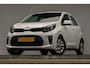 Kia Picanto 1.0 CVVT ComfortPlusLine Navigator Sport (APPLE CARPLAY.NAVI,CAMERA,LED,SPORTSTOELEN,AIRCO,PDC,NETTESTAAT)