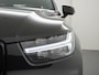 Volvo XC40 Recharge P8 408pk 660Nm AWD R-Design Warmtepomp SOH 90% Leder/Alcantara Camera Adap.Cruise Apple Carplay Android Auto Stoelverwarming DAB Bluetooth Led Elek.Achterklep Google-Maps Keyless 1e Eigenaar Origineel Nederlandse Auto €55.260 nieuw 1500kg-Trekvermogen 660Nm 4,9sec 0-100