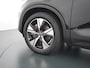 Volvo XC40 Recharge P8 408pk 660Nm AWD R-Design Warmtepomp SOH 90% Leder/Alcantara Camera Adap.Cruise Apple Carplay Android Auto Stoelverwarming DAB Bluetooth Led Elek.Achterklep Google-Maps Keyless 1e Eigenaar Origineel Nederlandse Auto €55.260 nieuw 1500kg-Trekvermogen 660Nm 4,9sec 0-100