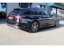 Mercedes-Benz E-klasse Estate 300 e AMG Line Panoramadak, Rijassistentiepakket, Trekhaak, Burmester