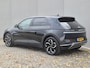 Hyundai Ioniq 5 Connect+ AWD 77.4 kWh Automaat / Origineel NL auto / HUD / Stuur-, en Stoelverwarming / Allseason beanden / Trekgewicht 1600 Kg / Elektrische achterklep / Bose Audio Systeem / Apple Carplay Android Auto / Navigatie / Achteruitrijcamera /