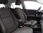 Kia Stonic 100pk T-GDi MHEV DynamicLine Camera | Adapt. Cruise | Navi | Parkeersens. achter | Trekhaak