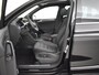 Volkswagen Tiguan 1.5 TSI R-Line Business+ | Electrische stoelen met geheugen | Elektrisch bedienbare achterklep met sensorsturing | Elektrisch glazen panorama-dak