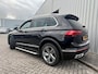Volkswagen Tiguan 1.5 TSI R-Line Business+ | Electrische stoelen met geheugen | Elektrisch bedienbare achterklep met sensorsturing | Elektrisch glazen panorama-dak