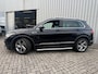 Volkswagen Tiguan 1.5 TSI R-Line Business+ | Electrische stoelen met geheugen | Elektrisch bedienbare achterklep met sensorsturing | Elektrisch glazen panorama-dak