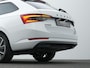 Skoda Superb Combi 1.4 TSI 218 pk DSG iV Business Edition | Matrix LED koplampen | Stoel-/achterbankverwarming | Geheugenstoelen | Standkachel | 18 inch