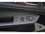 Volkswagen Golf 1.4 eHybrid Style | Panoramadak | IQ Light | Stoel/Stuurverwarming | Camera