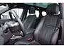 Land Rover Range Rover Evoque 2.0 P200 AWD R-Dynamic | Trekhaak | Pano | Meridian | Leer | Stuurverw.