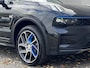 Lynk & Co 01 1.5 Automaat / Goed onderhouden / 1.800kg trekgewicht / EAER bereik 75 km stad 87 km / Elektrisch klep / Camera 360° / Stoelverwarming / Navigatie / Apple Carplay Android / Adaptieve CC / Infinity audio / All Season banden op 20" LM wielen /