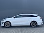 Kia Ceed Sw 1.5 T-GDi 140pk GT-Line | Glazen schuif-/kanteldak | Gt line Interieur | Stoel & Stuurverwarming