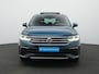 Volkswagen Tiguan 1.4 TSI eHybrid R-Line Business+ | Panoramadak | IQ Light | Trekhaak | Lederen bekleding ‘Vienna’ | Rondomzicht camera | Park Assist | Side Assist | 19 inch