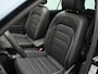Volkswagen Tiguan 1.4 TSI eHybrid R-Line Business+ | Panoramadak | IQ Light | Trekhaak | Lederen bekleding ‘Vienna’ | Rondomzicht camera | Park Assist | Side Assist | 19 inch