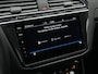 Volkswagen Tiguan 1.4 TSI eHybrid R-Line Business+ | Panoramadak | IQ Light | Trekhaak | Lederen bekleding ‘Vienna’ | Rondomzicht camera | Park Assist | Side Assist | 19 inch