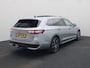 Volkswagen Passat Variant 1.5 eHybrid R-Line Edition Panoramadak · Harman & Kardon · Trekhaak · Head-up display