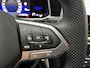 Volkswagen T-Roc 1.5 TSI R-Line / AUTOMAAT/ FABRIEKSGARANTIE T/M 2-2027/ TREKHAAK AFNEEMBAAR/ FABRIEKSGARANTIE/ ALCANTARA/ ADAPT. CRUISE/ APP-CONNECT/ NAVI/ MATRIX/ RIJ-MODI/ PARK. SENSOREN + CAMERA/ STOEL VERWARM.