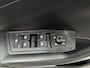 Volkswagen T-Roc 1.5 TSI R-Line / AUTOMAAT/ FABRIEKSGARANTIE T/M 2-2027/ TREKHAAK AFNEEMBAAR/ FABRIEKSGARANTIE/ ALCANTARA/ ADAPT. CRUISE/ APP-CONNECT/ NAVI/ MATRIX/ RIJ-MODI/ PARK. SENSOREN + CAMERA/ STOEL VERWARM.