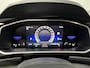Volkswagen T-Roc 1.5 TSI R-Line / AUTOMAAT/ FABRIEKSGARANTIE T/M 2-2027/ TREKHAAK AFNEEMBAAR/ FABRIEKSGARANTIE/ ALCANTARA/ ADAPT. CRUISE/ APP-CONNECT/ NAVI/ MATRIX/ RIJ-MODI/ PARK. SENSOREN + CAMERA/ STOEL VERWARM.