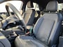 Volkswagen T-Roc 1.5 TSI R-Line / AUTOMAAT/ FABRIEKSGARANTIE T/M 2-2027/ TREKHAAK/ ALCANTARA/ ADAPT. CRUISE/ APP-CONNECT/ NAVI/ MATRIX/ RIJ-MODI/ PARK. SENSOREN + CAMERA/ STOEL VERWARM.