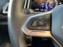 Volkswagen T-Roc 1.5 TSI R-Line / AUTOMAAT/ FABRIEKSGARANTIE T/M 2-2027/ TREKHAAK/ ALCANTARA/ ADAPT. CRUISE/ APP-CONNECT/ NAVI/ MATRIX/ RIJ-MODI/ PARK. SENSOREN + CAMERA/ STOEL VERWARM.