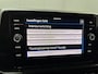 Volkswagen T-Roc 1.5 TSI R-Line / AUTOMAAT/ FABRIEKSGARANTIE T/M 2-2027/ TREKHAAK AFNEEMBAAR/ FABRIEKSGARANTIE/ ALCANTARA/ ADAPT. CRUISE/ APP-CONNECT/ NAVI/ MATRIX/ RIJ-MODI/ PARK. SENSOREN + CAMERA/ STOEL VERWARM.