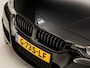 BMW 3-Serie Touring 318i M Sport Shadow Line Automaat (DRAADLOOS APPLE CARPLAY, M PAKKET, DEALER ONDERHOUDEN, GROOT NAVI, LEDER, VIRTUAL COCKPIT, GETINT GLAS, ELEK ACHTERKLEP, CRUISE, NIEUWE APK, NIEUWSTAAT)