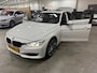 BMW 3-Serie 320i Executive / SCHUIFKANTELDAK / NAP / DEALER ONDERHOUDEN